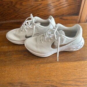 Nike Women's White Running Shoes